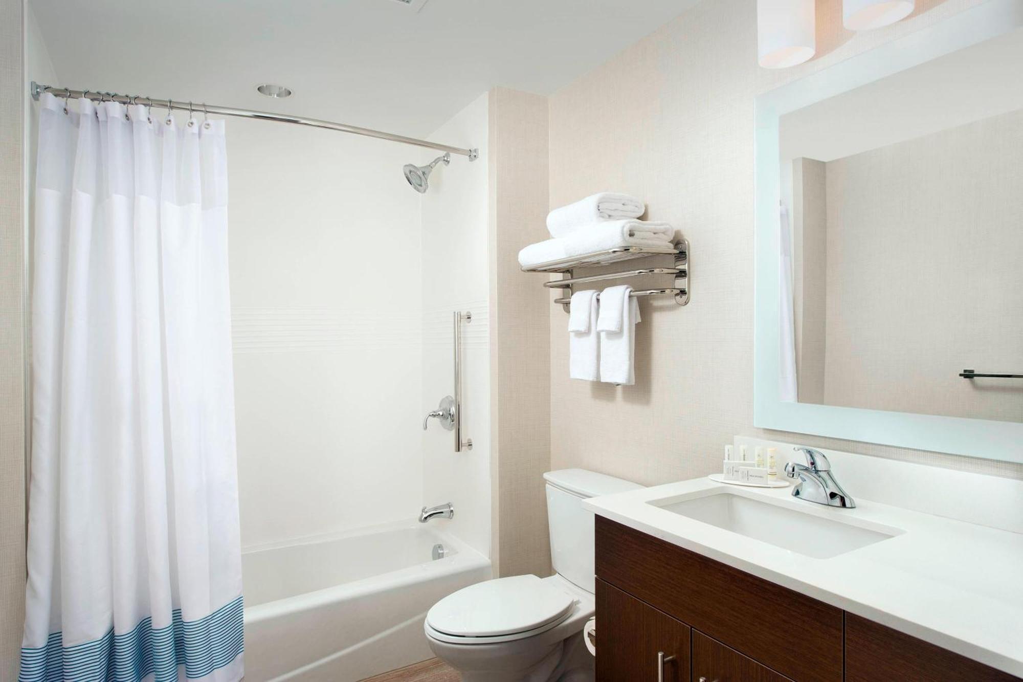 Towneplace Suites By Marriott Alexandria Fort Belvoir Mount Vernon Eksteriør billede