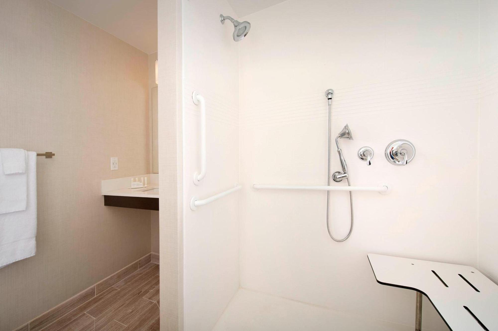 Towneplace Suites By Marriott Alexandria Fort Belvoir Mount Vernon Eksteriør billede